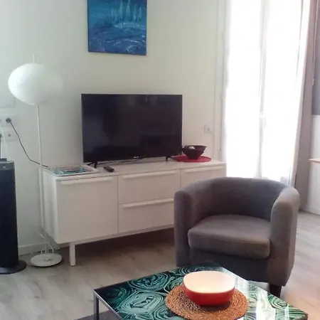 Les Bonbonieres D'andrea Gavinies Pellegrin Apartmán