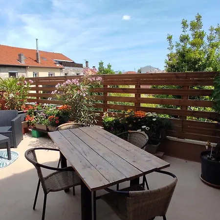 Apartment Les Bonbonieres D'andrea Gavinies Pellegrin